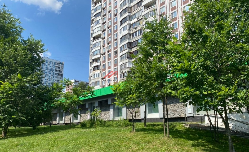 Продажа помещения с арендаторами на Рублевском шоссе
