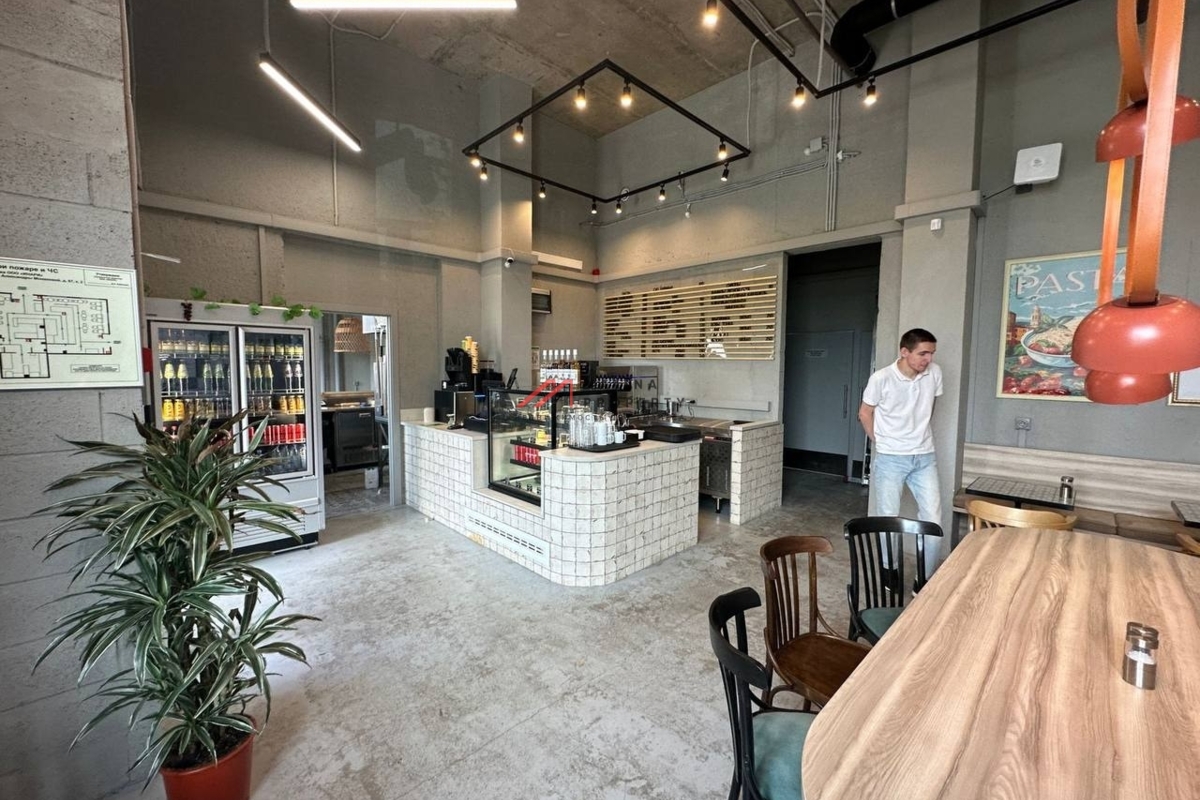 Продажа торгового помещения в ЖК "Бунинские Луга"