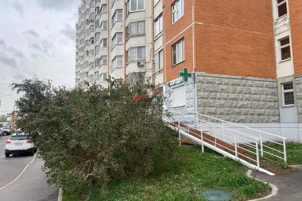 Продажа помещение с арендатором аптека "Горздрав"