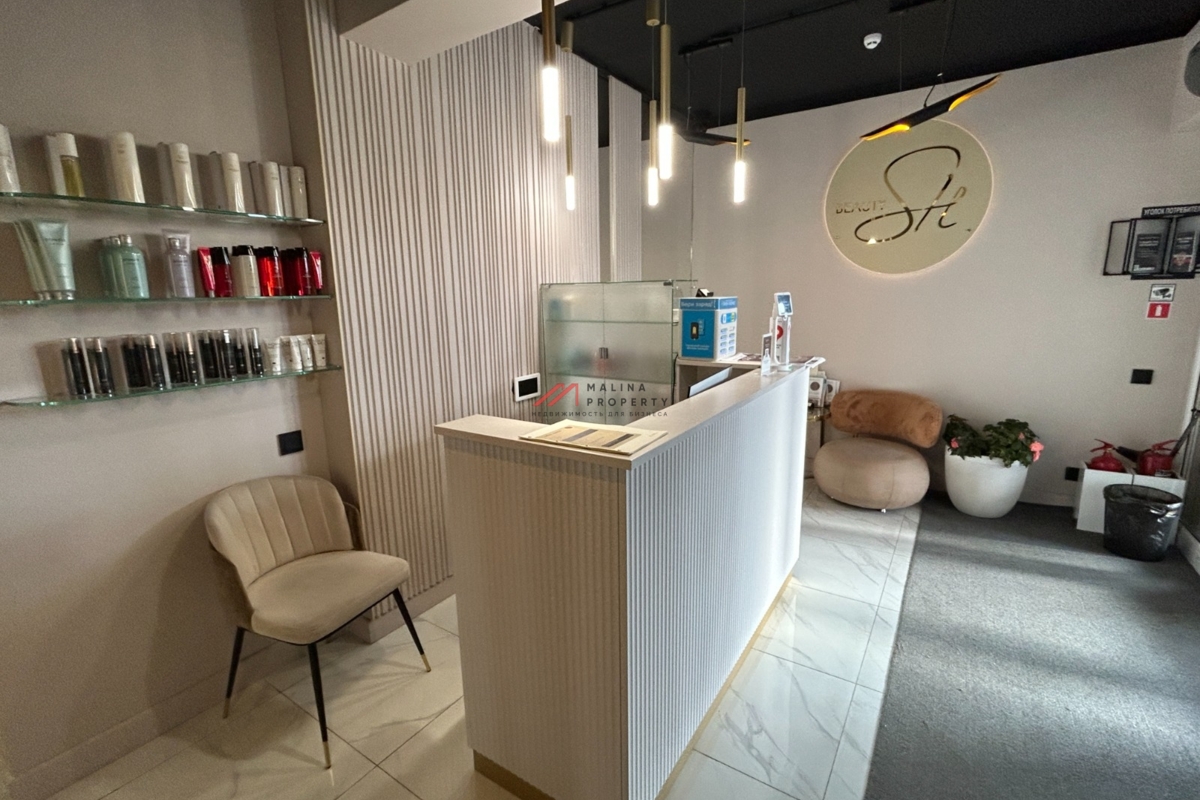 Продажа помещения с арендаторами на Ходынском бульваре