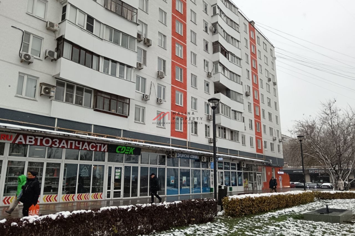 Аренда торгового помещения на Народного Ополчения 