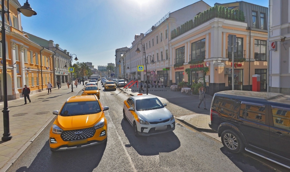 Продажа торгового здания с арендаторами в ЦАО 