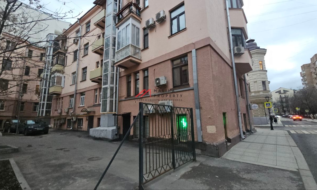Продажа торгового помещения рядом с метро Чистые пруды 