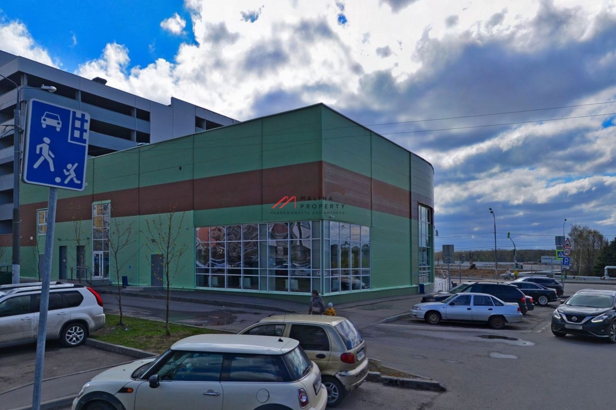 Продажа торгового помещения с арендаторами в Новой Москве