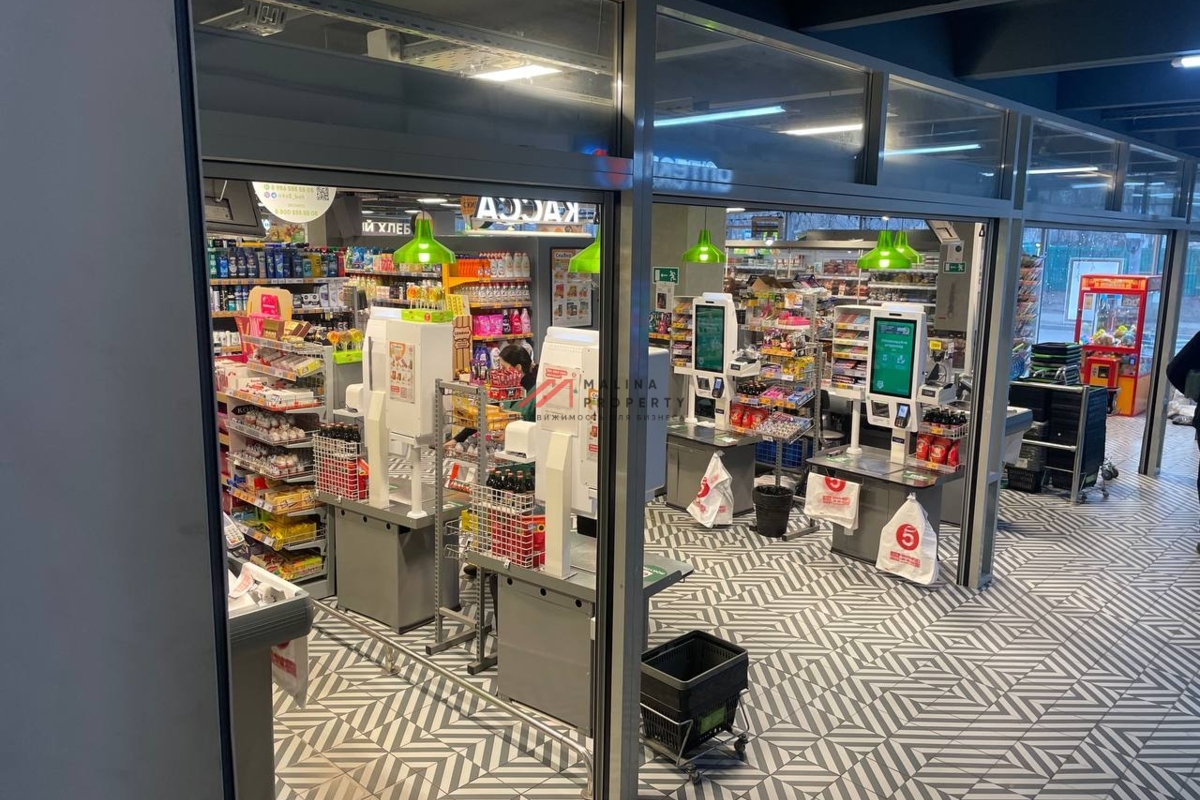 Продажа торгового помещения с арендаторами