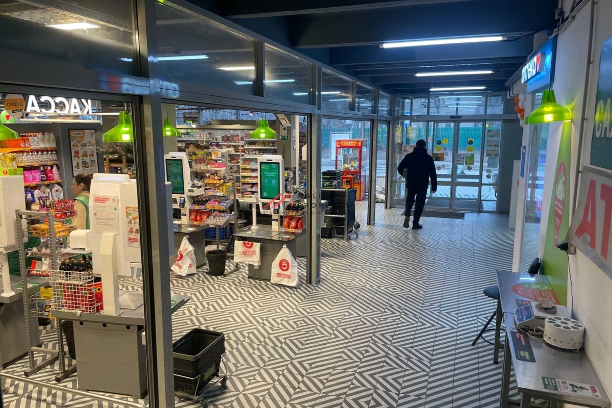 Продажа торгового помещения с арендаторами