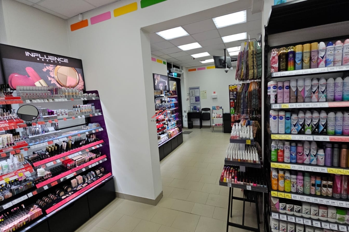 Продажа помещения с арендатором "Улыбка Радуги" в ЖК Середневский лес