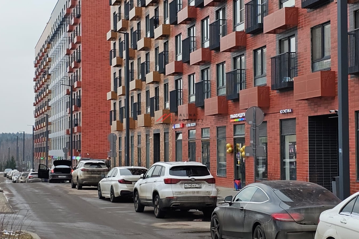 Продажа помещения с арендатором "Улыбка Радуги" в ЖК Середневский лес