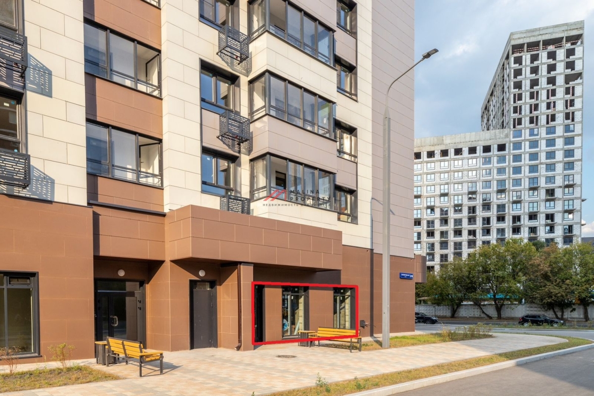 Аренда углового помещения в новом жилом доме