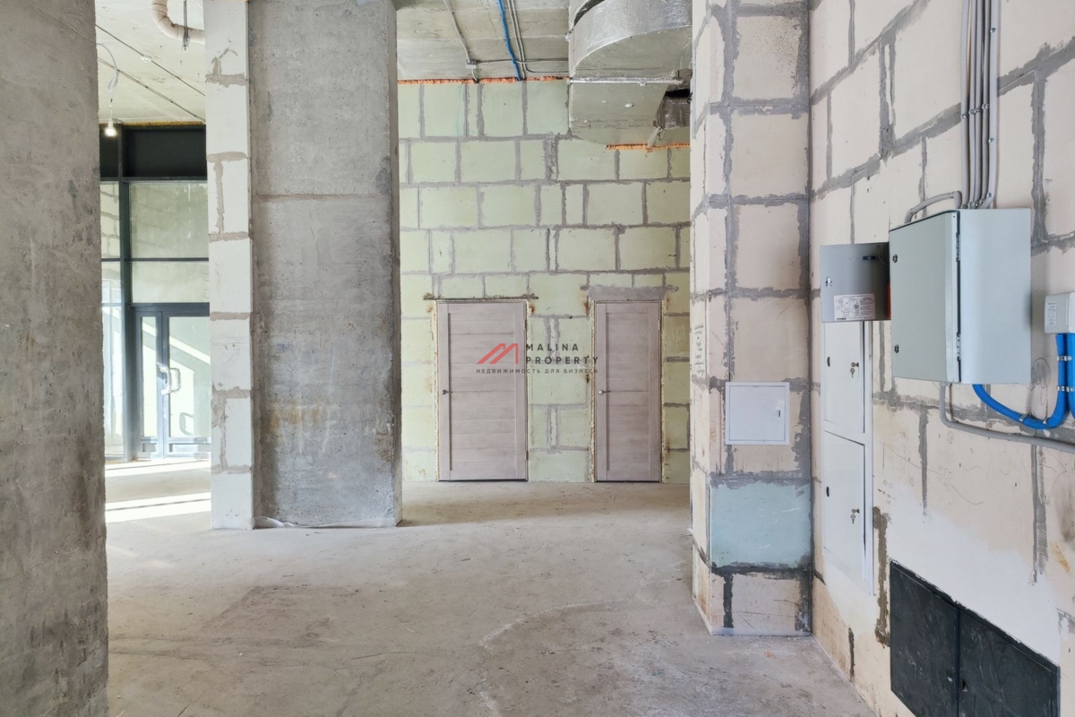 Аренда углового помещения в новом жилом доме