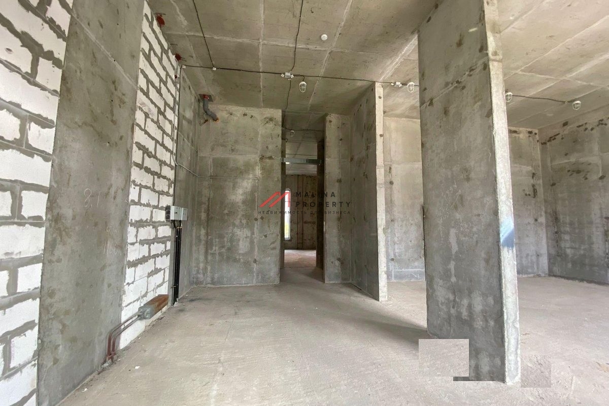 Продажа торгового помещения в ЖК "Бунинские луга" 