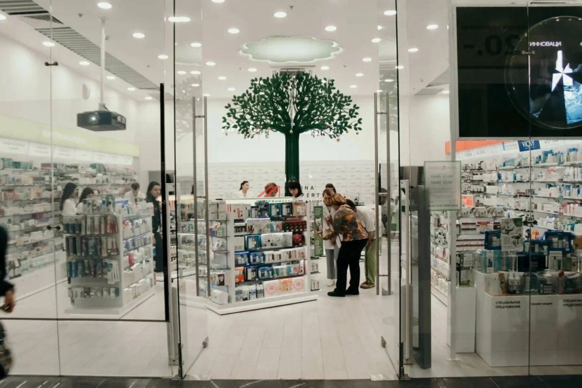 Продажа помещения с арендатором аптека Ригла 