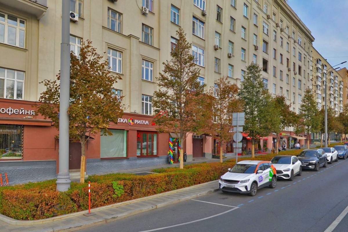 Продажа помещения с арендатором аптека Ригла 