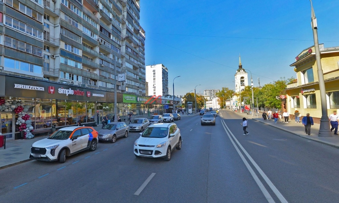 Продажа торгового помещения с арендатором на Большой Полянке 