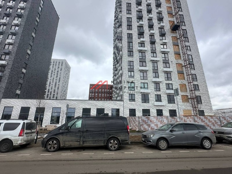 Продажа помещения с "Магнитом", в ЖК "Саларьево парк"