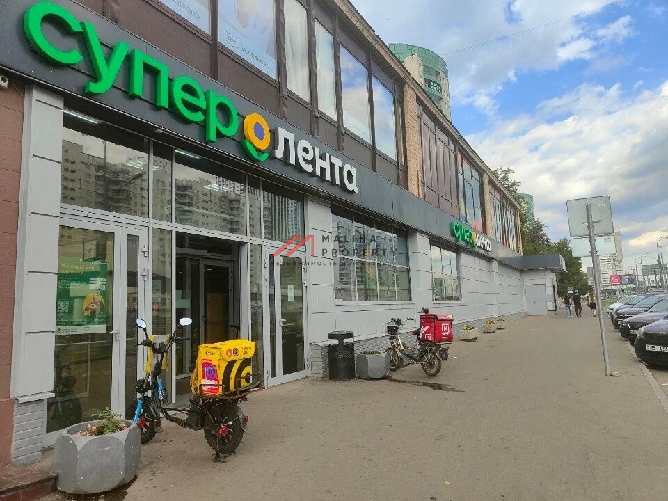 Продажа торгового помещения с супермаркетом "Лента" 
