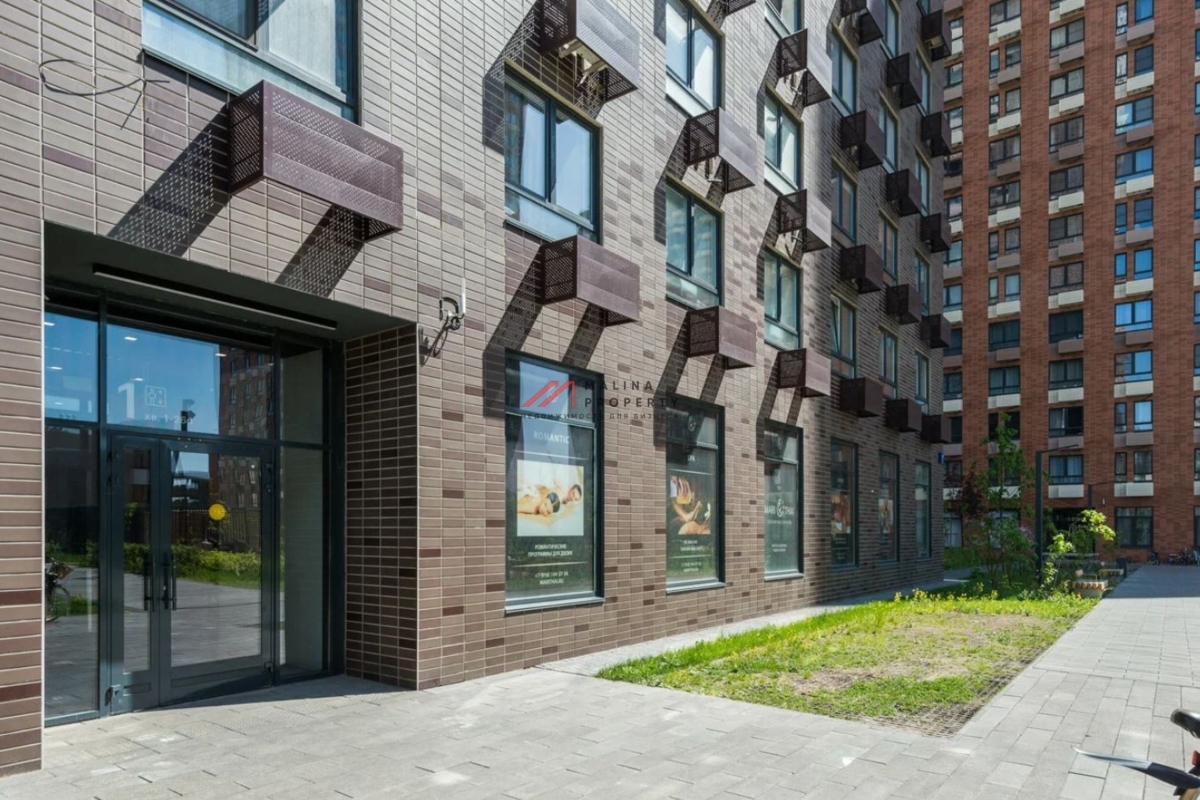 Продажа торгового помещения с сетевыми арендаторами