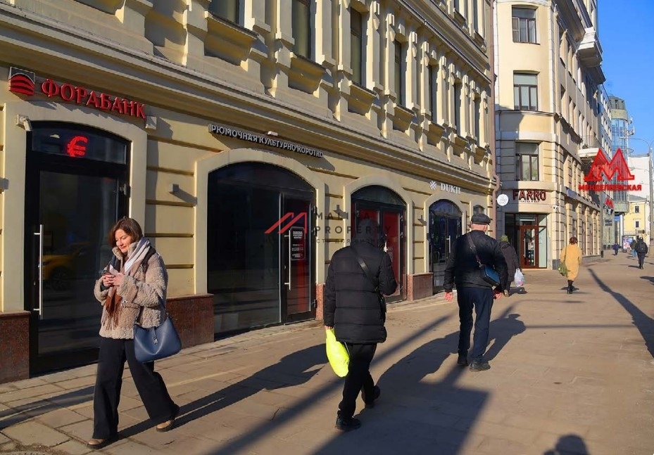 Продажа нежилого помещения в 1-ой минуте от метро Менделеевская