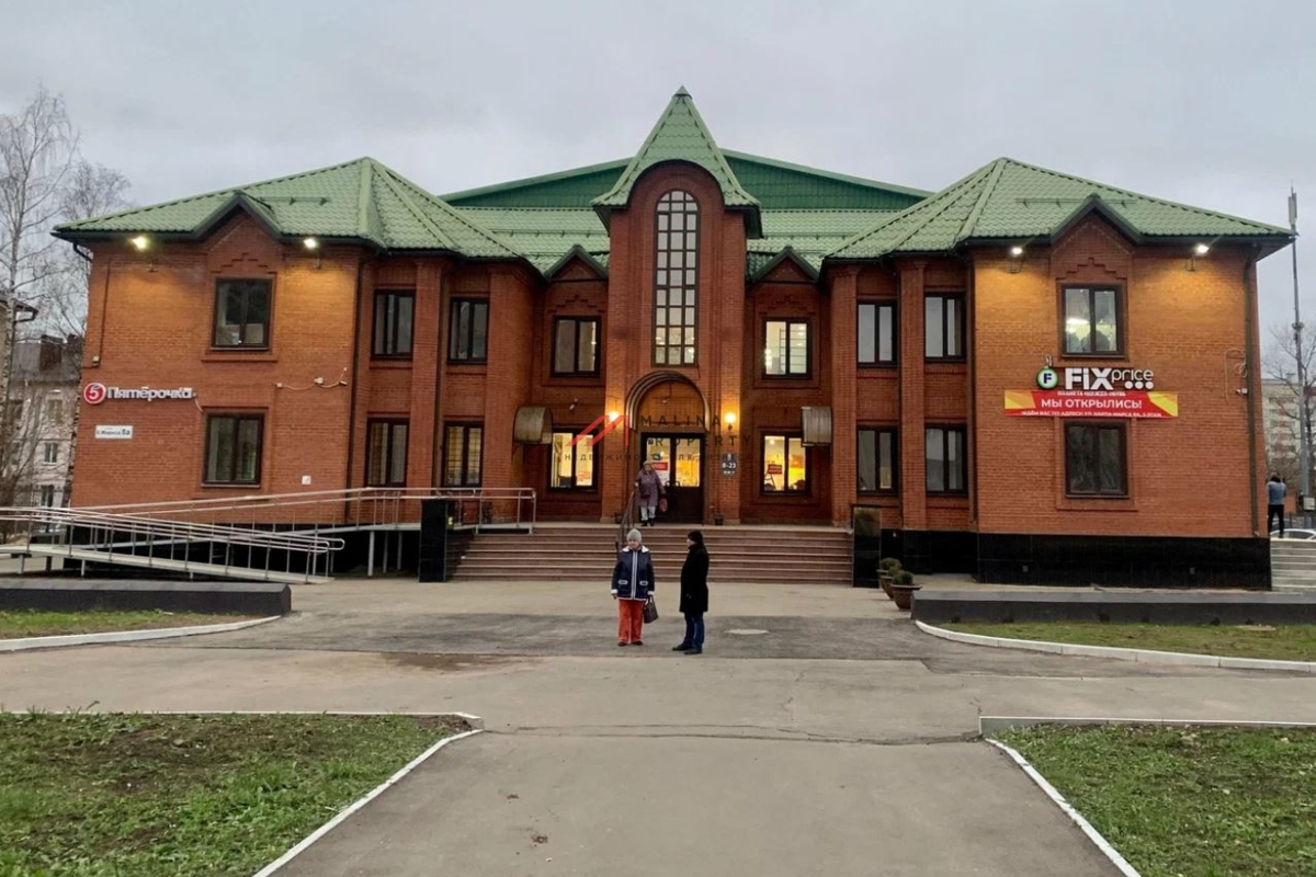 Продажа комплекса зданий с сетевыми арендаторами в г. Клин