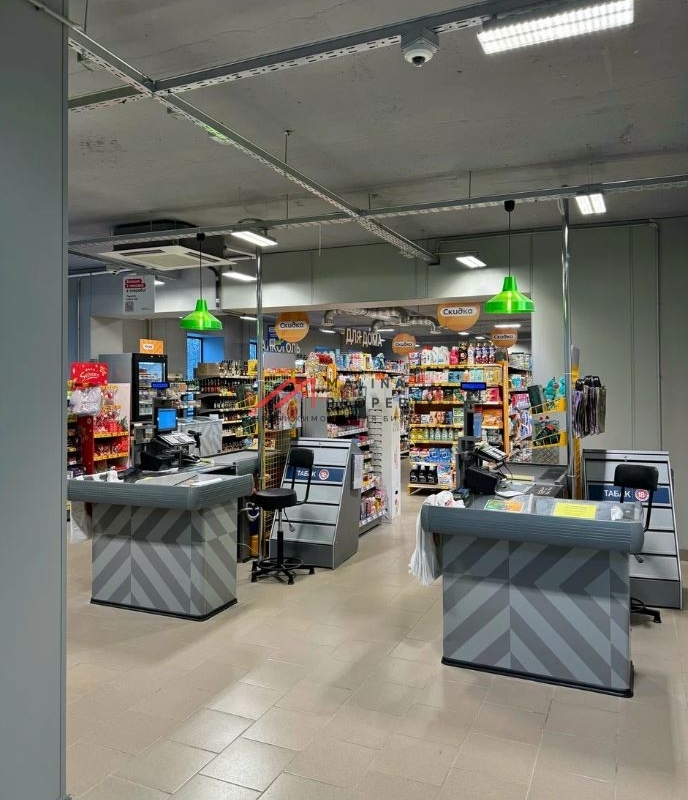 Продажа комплекса зданий с сетевыми арендаторами в г. Клин