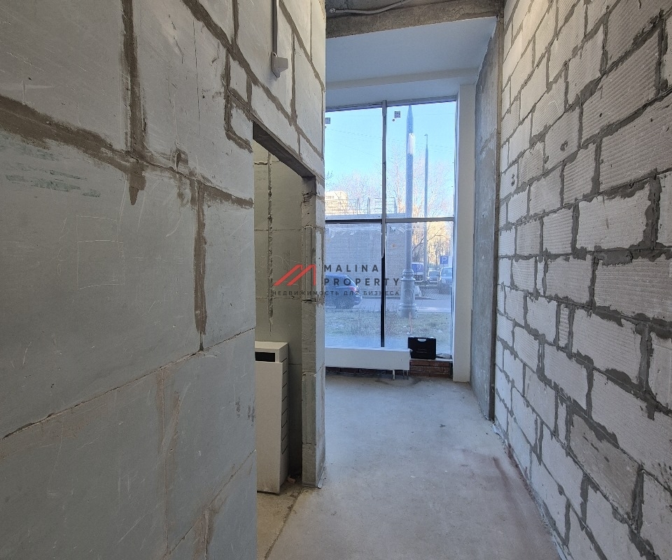 Аренда торгового помещения в новом доме