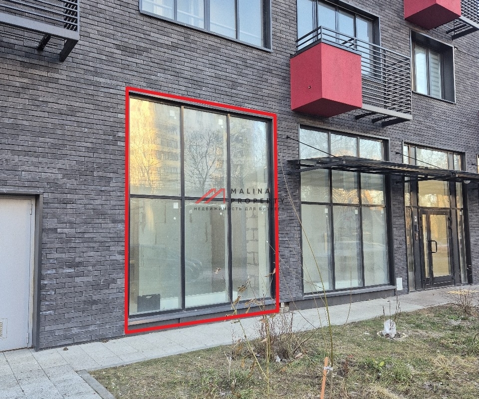 Аренда торгового помещения в новом доме