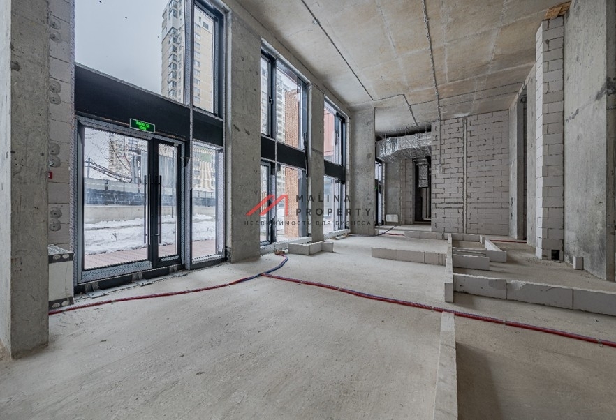 Продажа коммерческого помещения в ЖК "Champine"