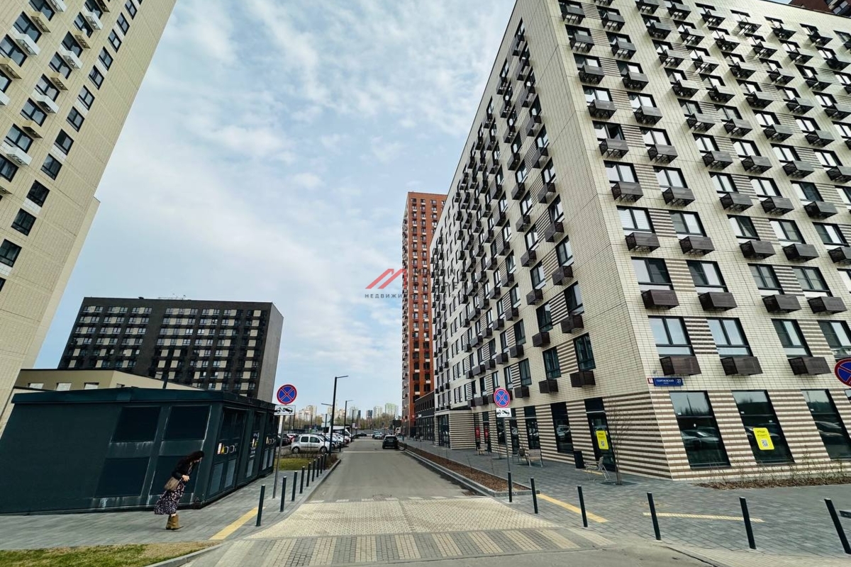 Продажа торгового помещения в ЖК "Зелёный парк"