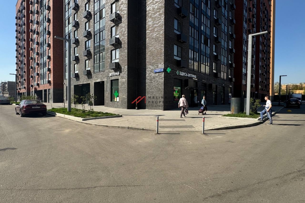 Продажа торгового помещения с арендатором Здесь аптека