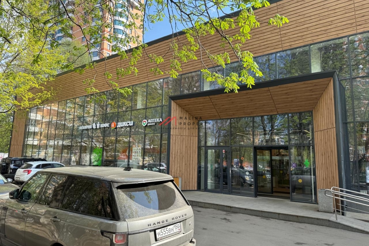 Продажа помещения с магазином Ароматный мир на Ленинском проспекте