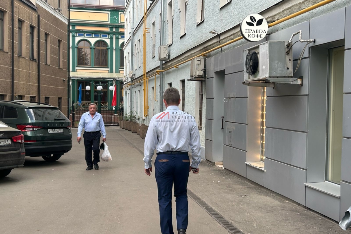 Аренда торгового помещения у метро Новослободская