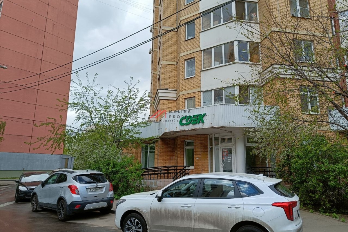 Продажа торгового помещения возле м. Яхромская