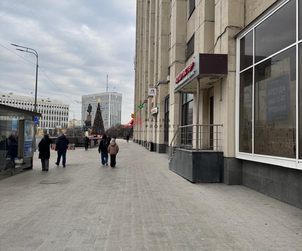 Аренда торгового помещения у м.Октябрьская
