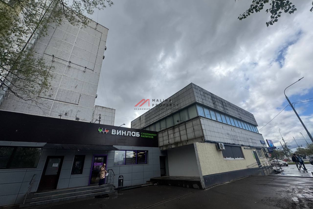 Продажа помещения с арендатором Винлаб