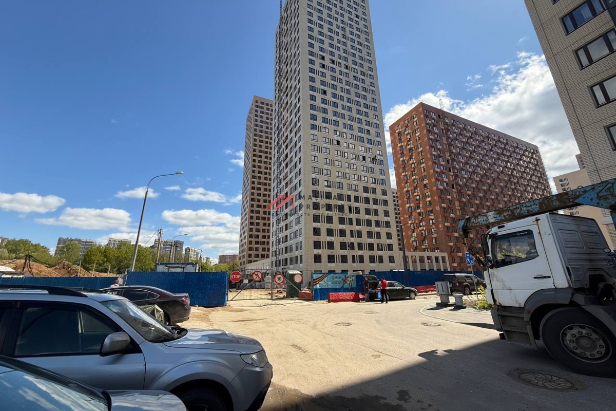 Продажа помещения в ЖК "Митинский лес" 