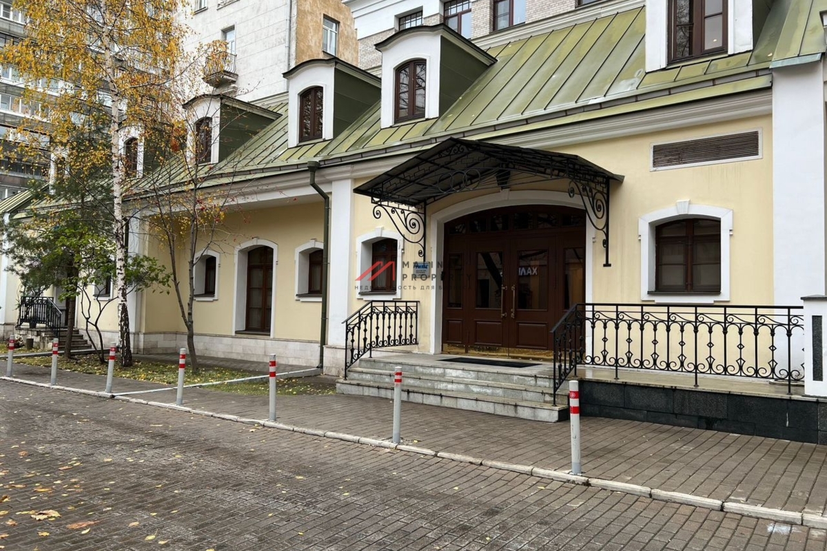 Аренда торгового помещения метро Полянка  