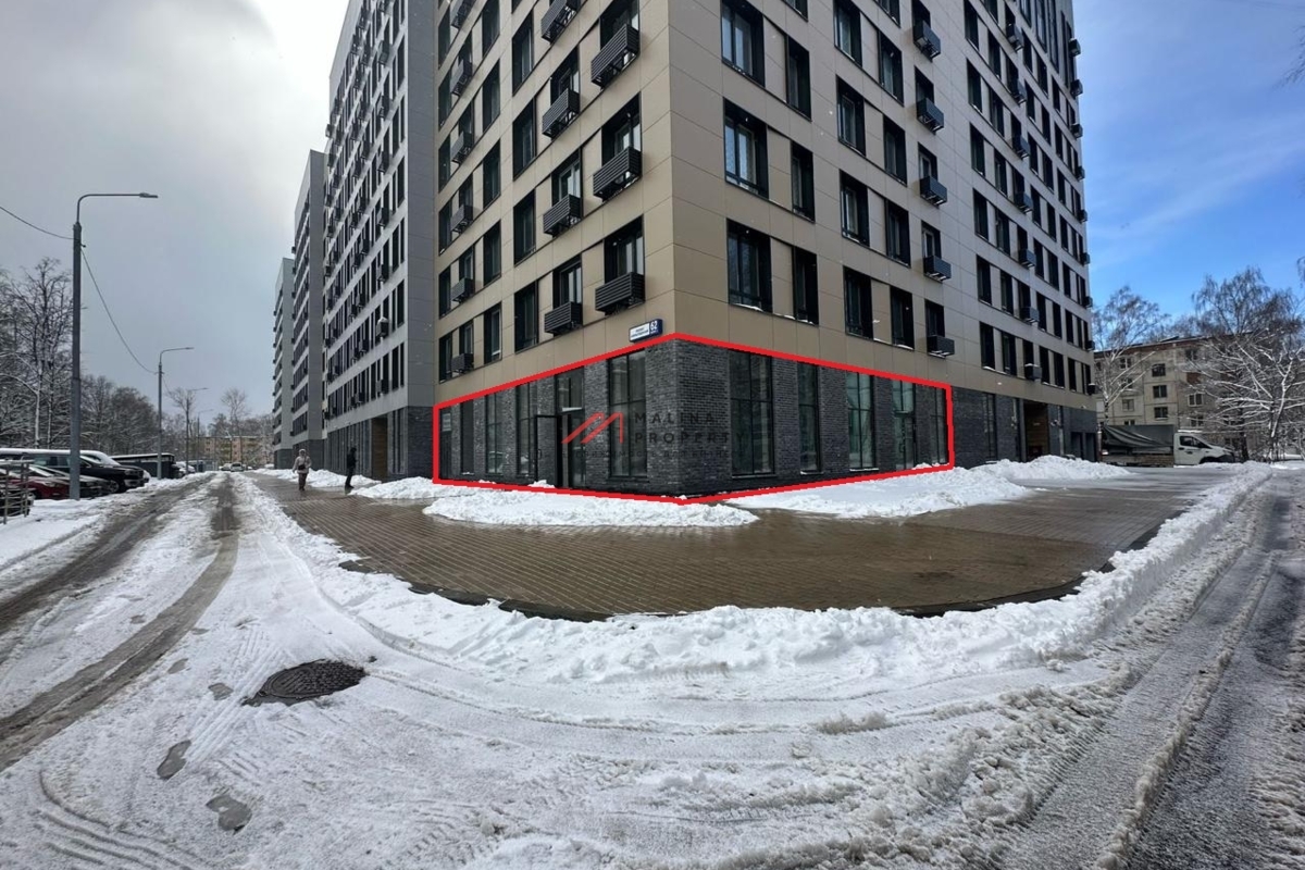 Аренда торгового помещения в ЖК "Атлантис" 