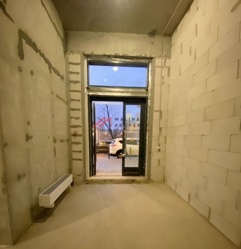 Аренда торгового помещения на первой линии в ЖК Vangarden