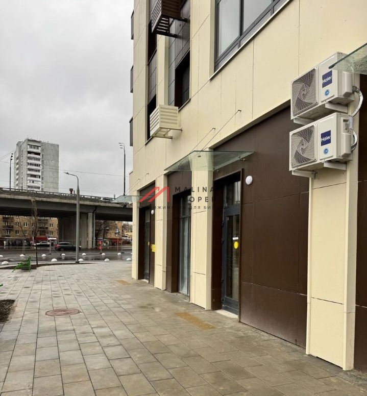 Аренда торгового помещения у метро Спартак 