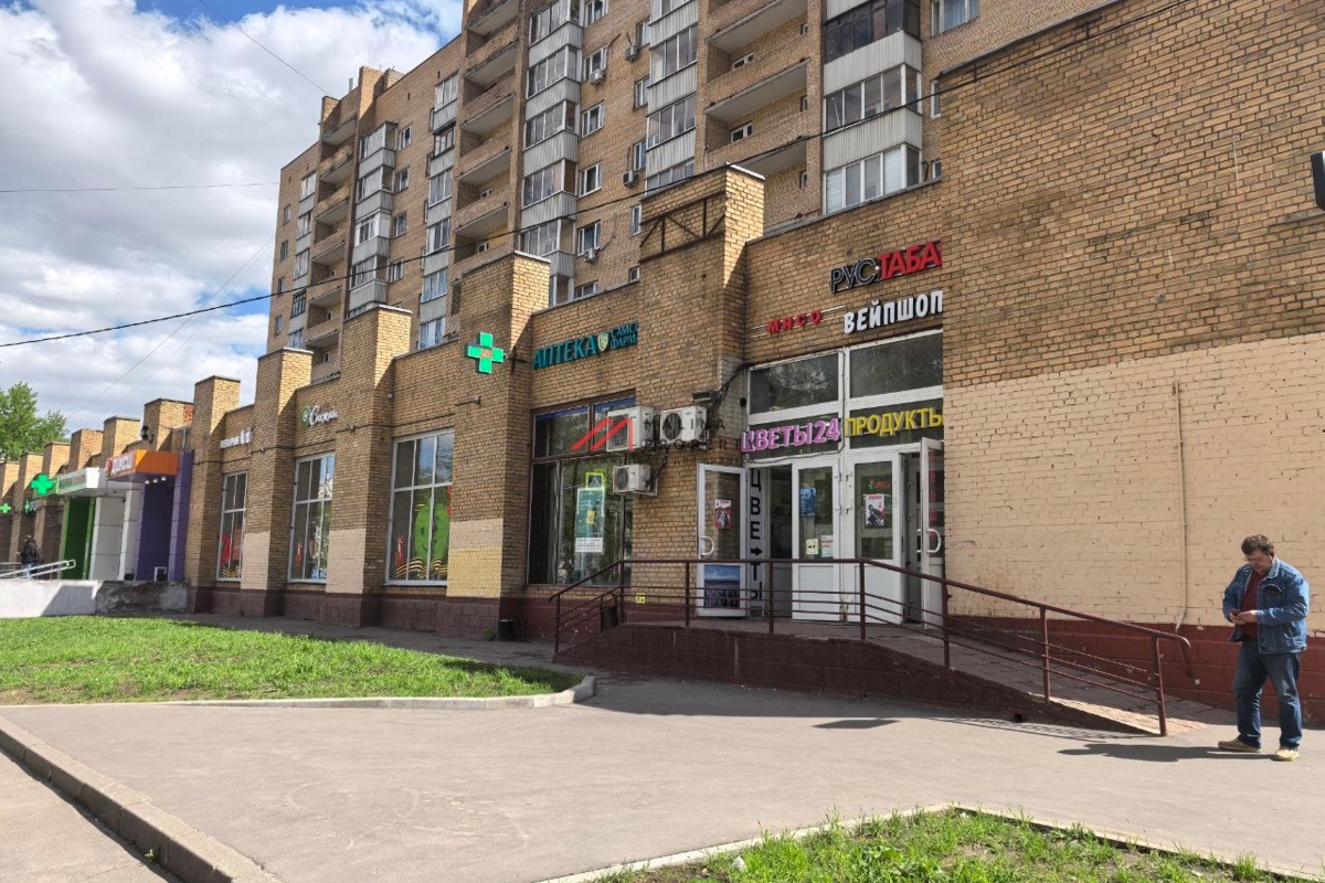 Продажа торгового помещения с арендатором Дикси