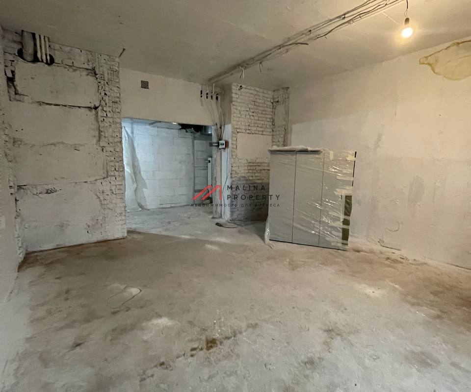 Продажа торгового помещения на выходе из метро