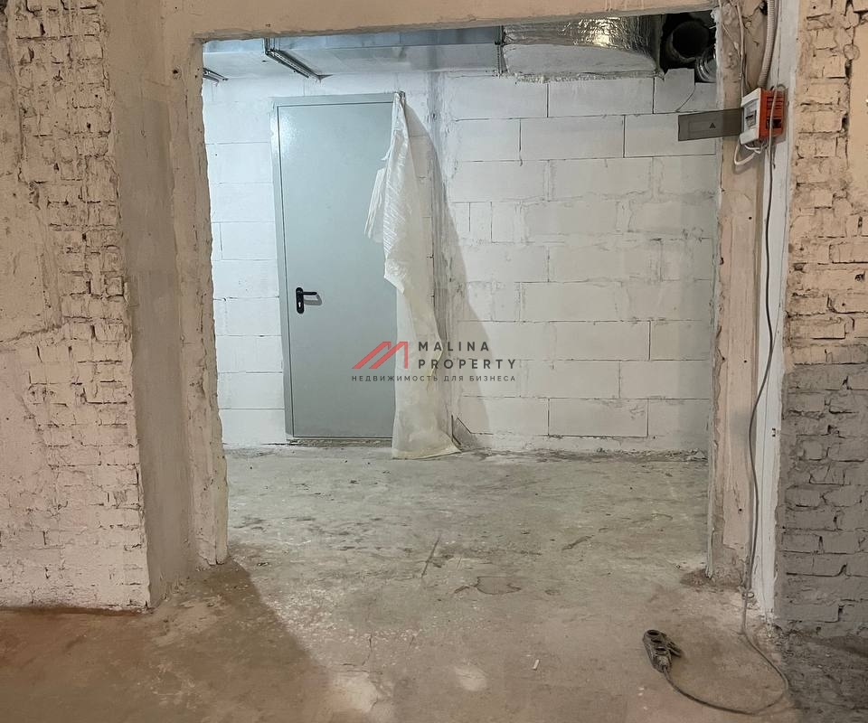 Продажа торгового помещения на выходе из метро