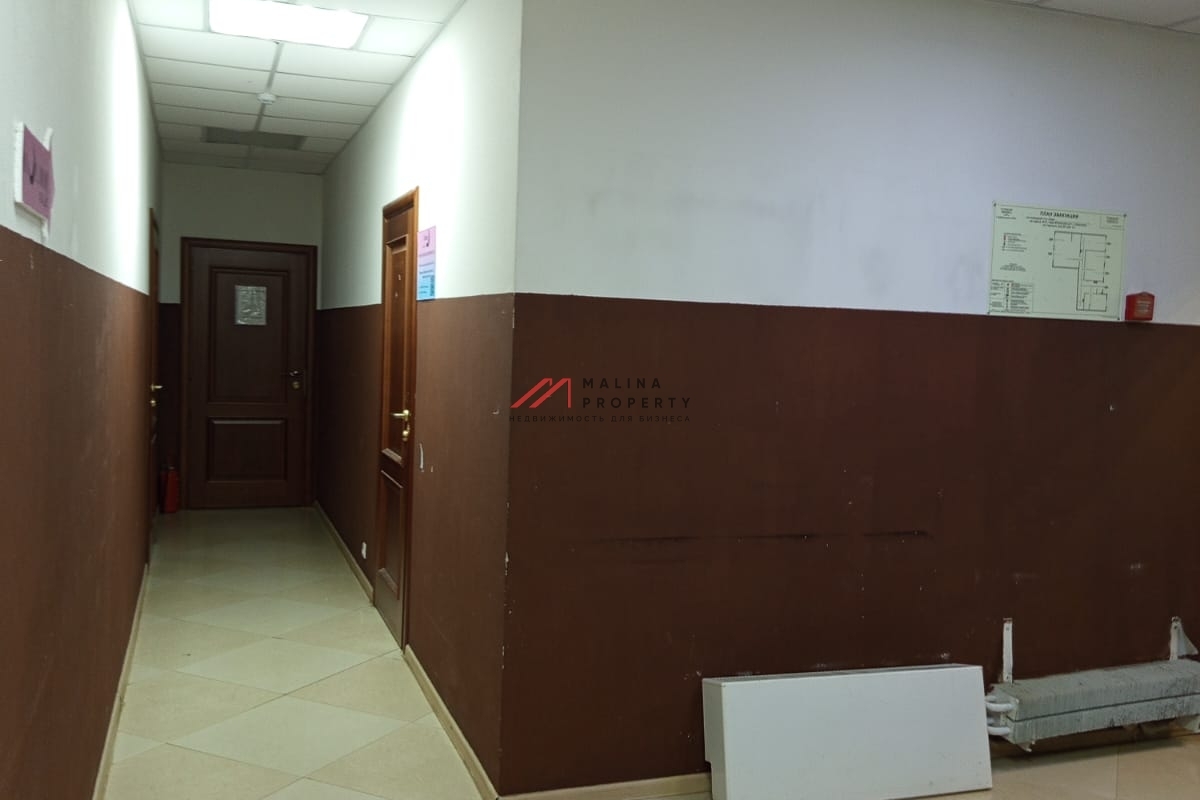 Продажа помещения с арендаторами в ЖК Апрелевский