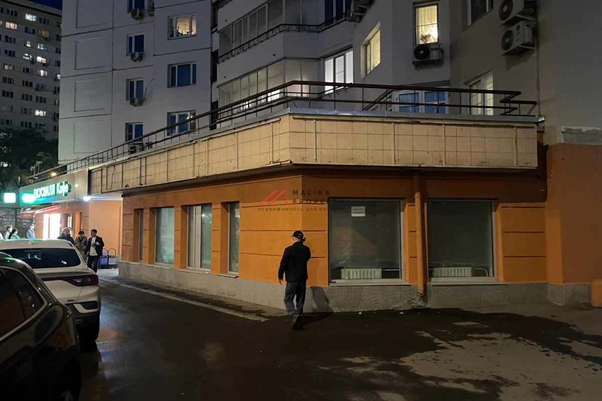 Аренда помещения на выходе из метро Севастопольская