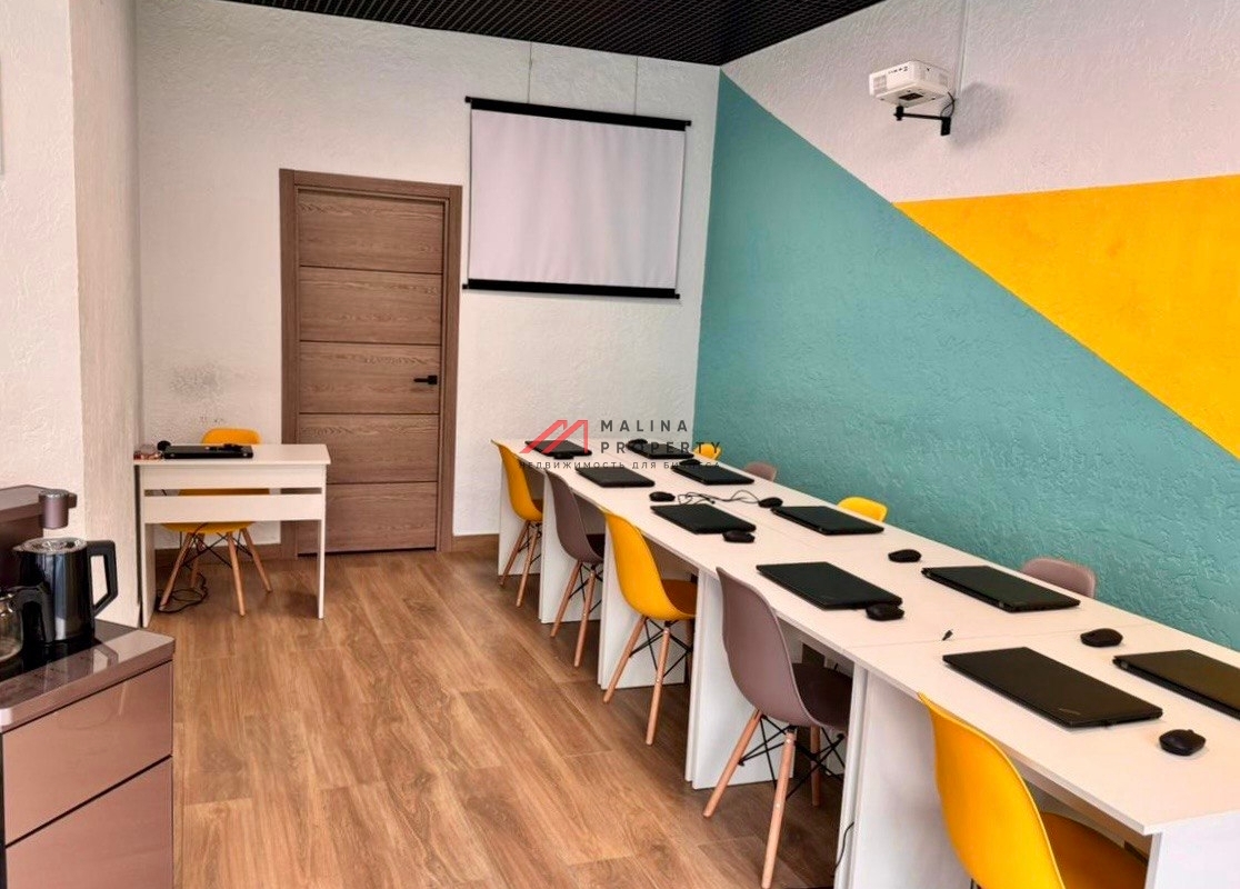 Продажа помещения с арендаторами в «LIFE-Варшавская»