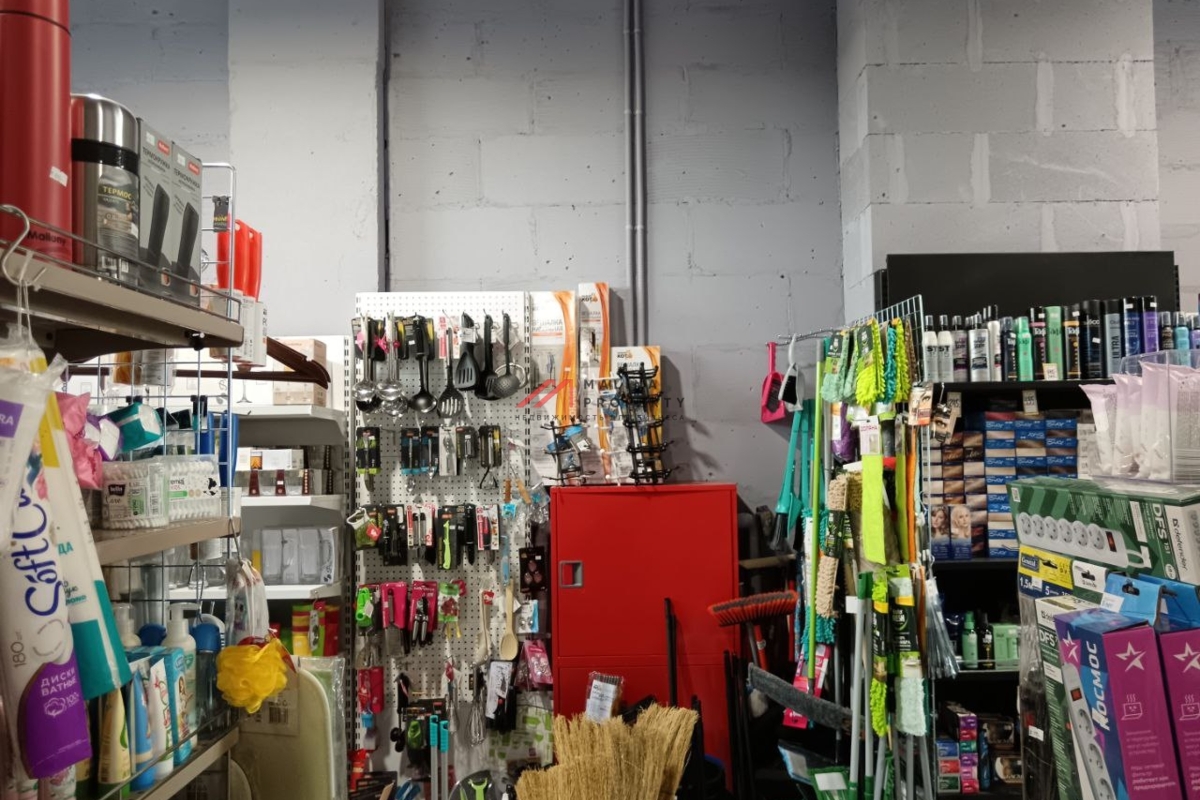 Продажа помещения с арендатором ЗООтовары