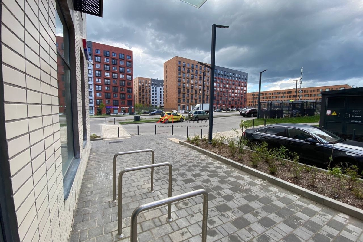 Продажа помещения с магазином "Магнит" в ЖК Середневский лес