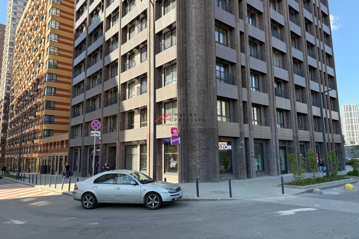 Продажа торгового помещения с сетевыми арендаторами