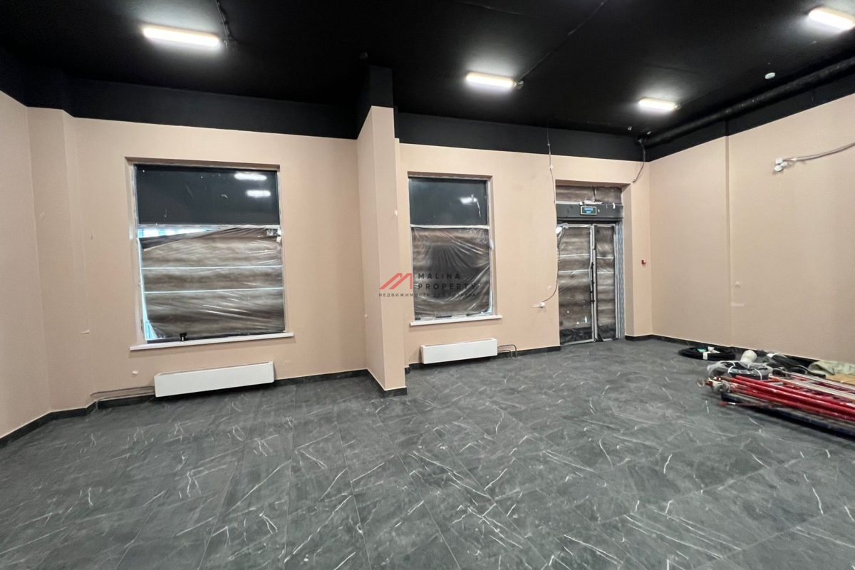 Продажа  торгового помещения в ЖК Бунинские Луга 