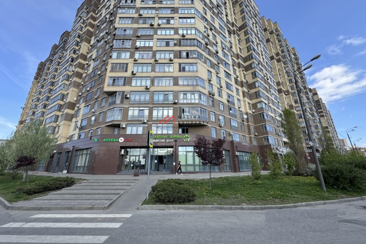 Аренда торгового помещения в ЖК "Комфортный квартал" 